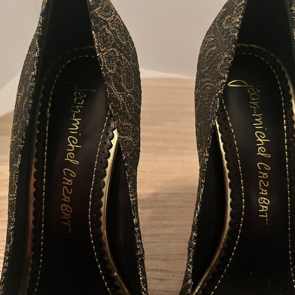 Jean-Michel Cazabat Women’s High Heel Pumps Black Gold Lace Pointed Toe 37.5/7.5 - Picture 5 of 7